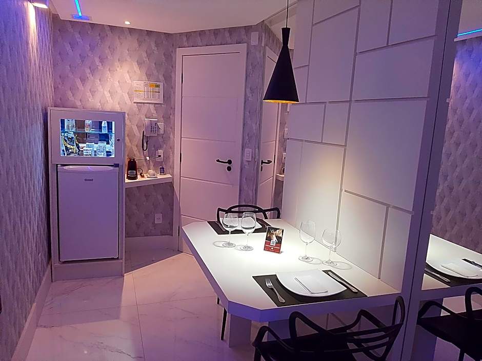 BAMBINA HOTEL -Adultos Somente