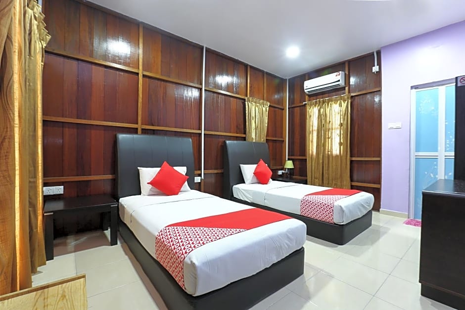 OYO 90038 Dalyla Inn Chalet