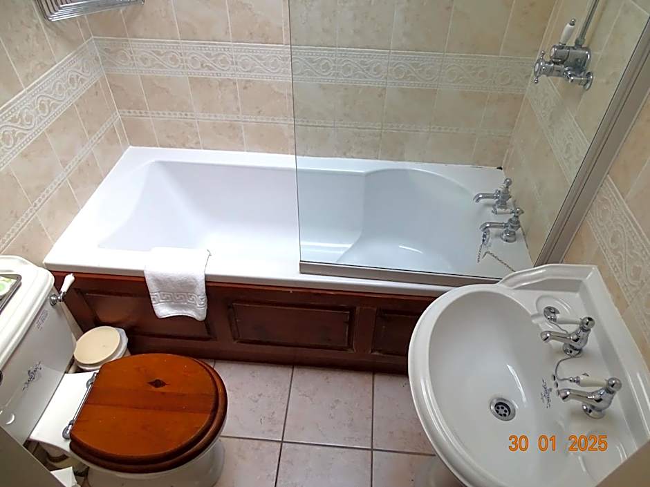 Donington Manor Hotel