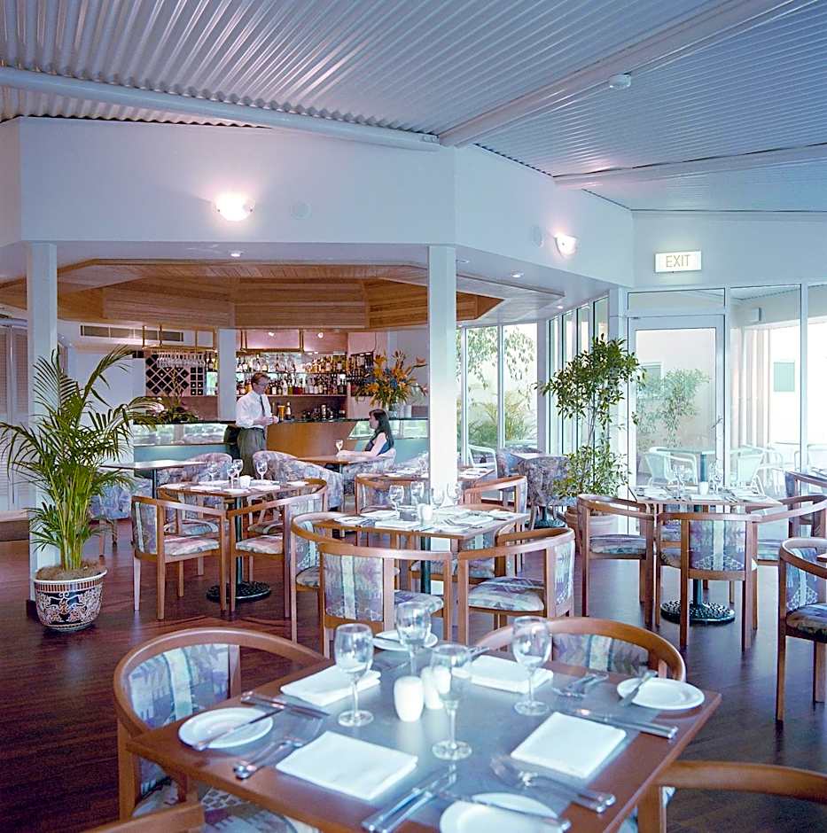 Cairns Sheridan Hotel