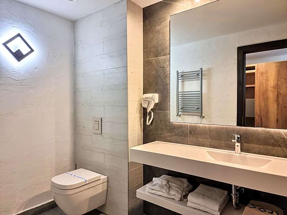 Wine & Spa Complex Starosel