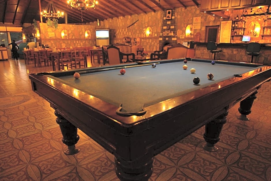 Gokcen Hotel & Apartments