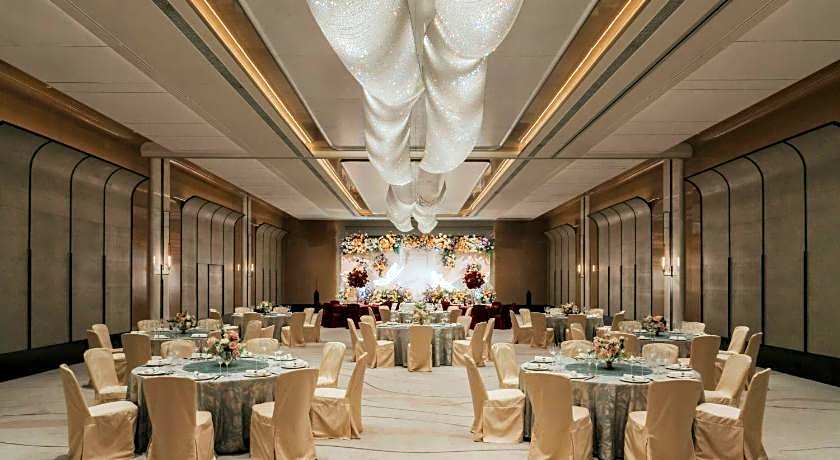 Sheraton Hong Kong Hotel & Towers