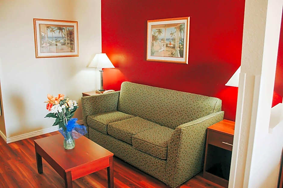 Rodeway Inn & Suites Lake Havasu City
