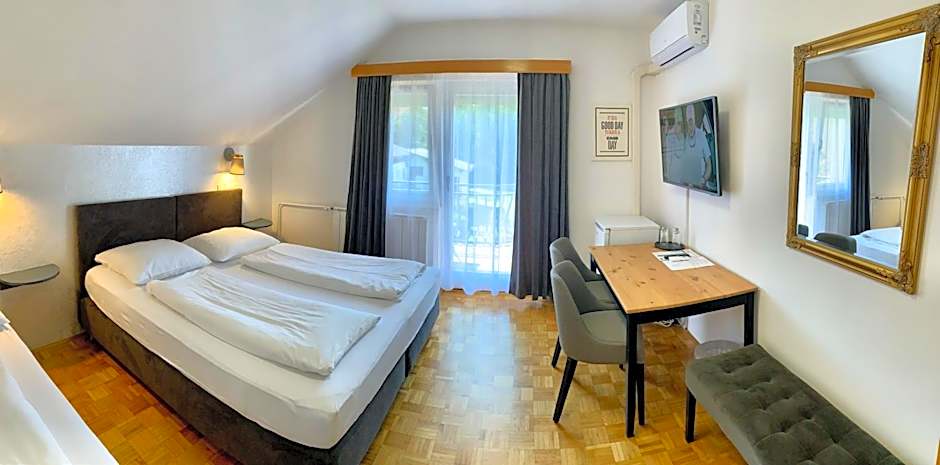 Hotel Maj Inn