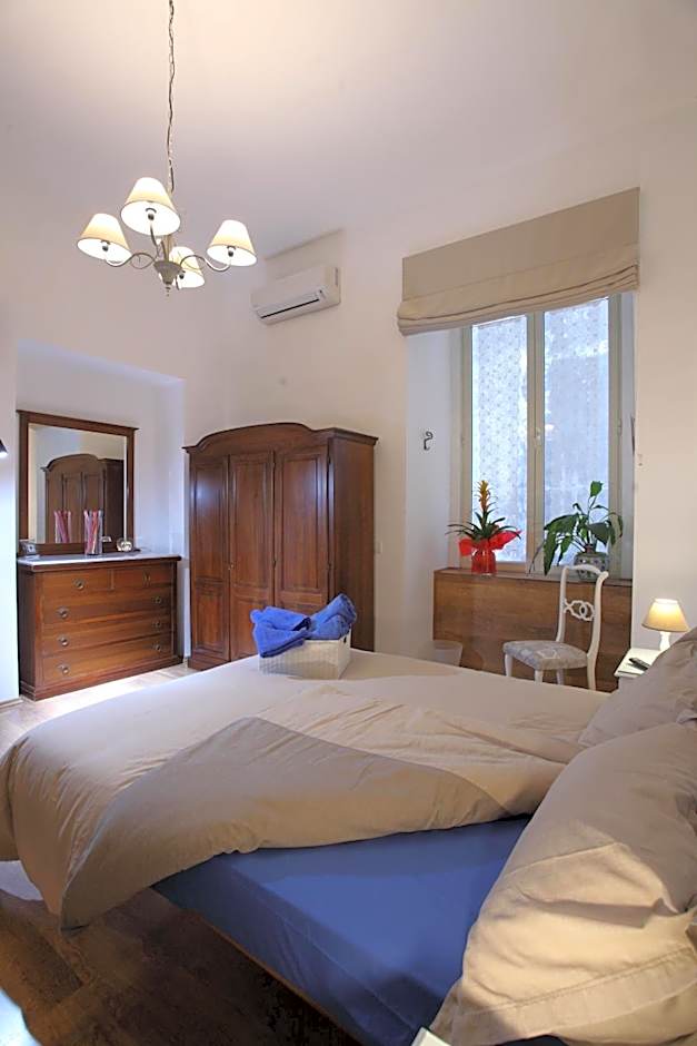 Napoli Pietrasanta LT