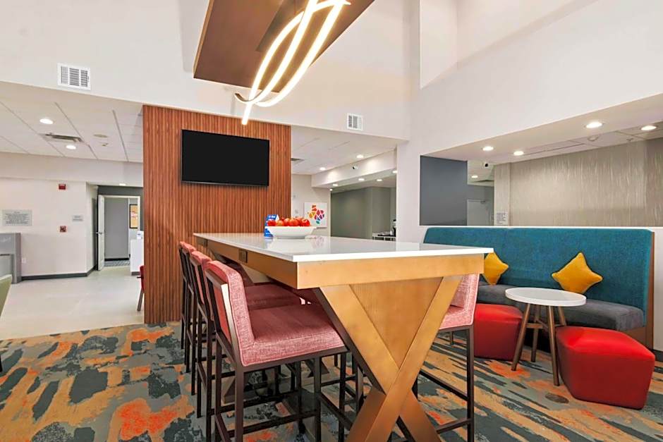 Hampton Inn & Suites Houston - Rosenberg