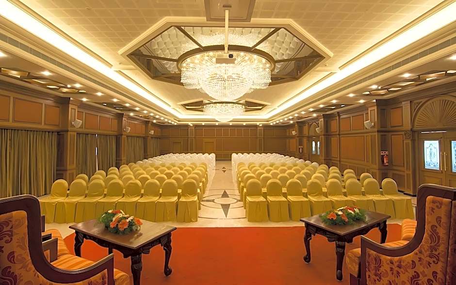 Shenbaga Hotel & Convention Centre