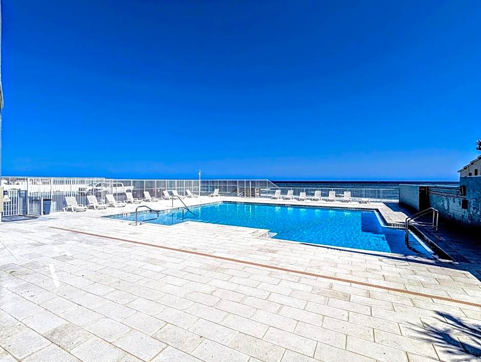 I Need A Vacay Now! Remodeled Studio