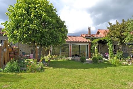 Studio indépendant dans maison à la campagne