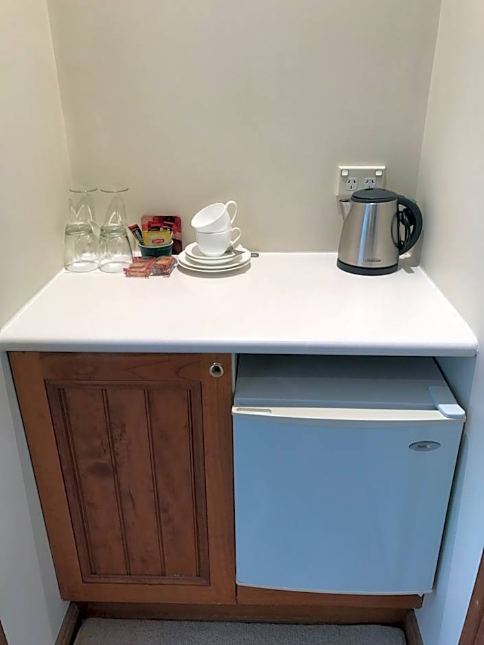 Valley of the Waters Bed and Breakfast