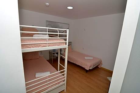 Triple Room with Private External Bathroom