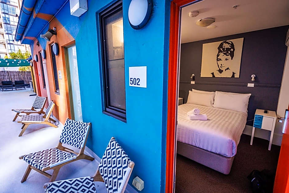 YHA Melbourne Central