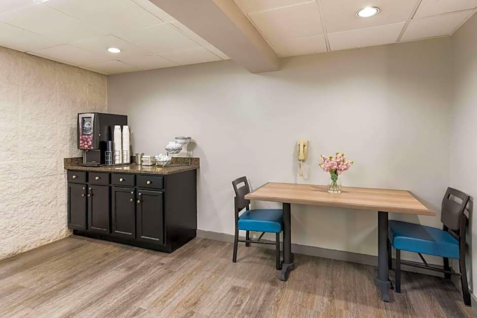 Baymont by Wyndham Westampton