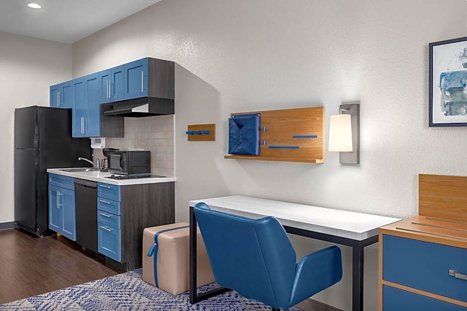 Candlewood Suites Alexandria By IHG