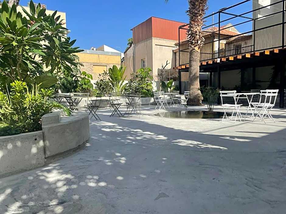Metropole Hotel