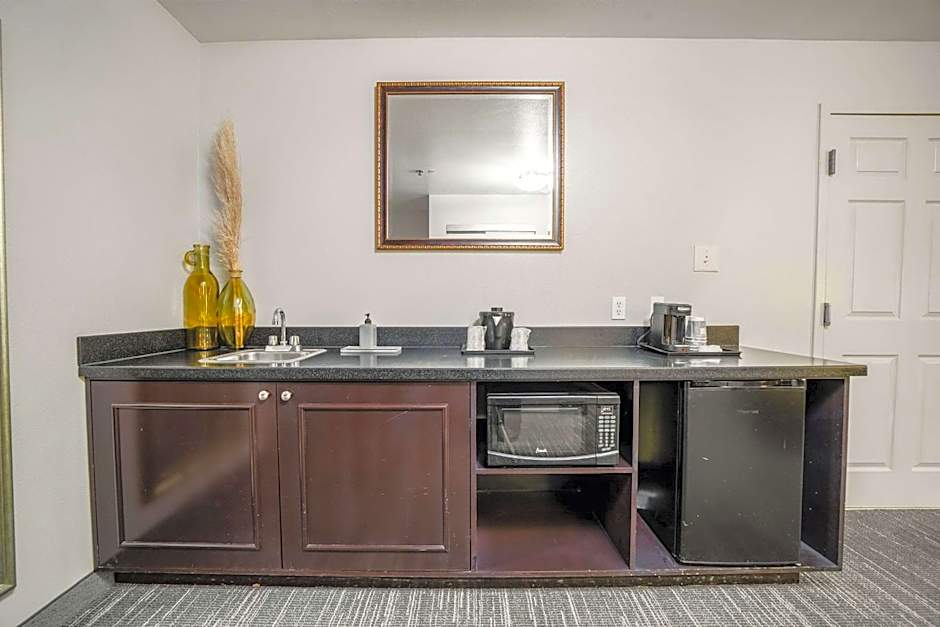 Country Inn & Suites by Radisson, Ontario at Ontario Mills, CA