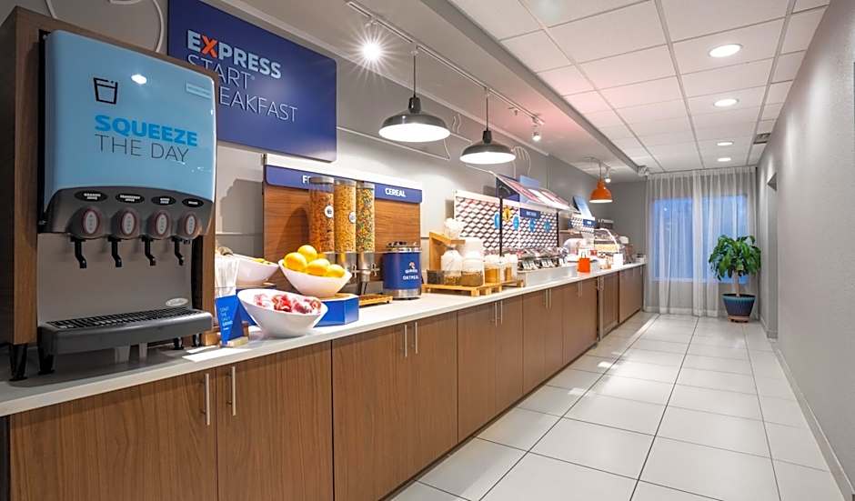 Holiday Inn Express Hotel & Suites Orange City By IHG