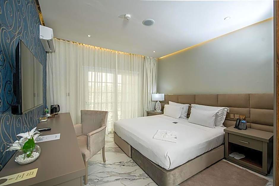 Photo 1 of 2 of Double Room