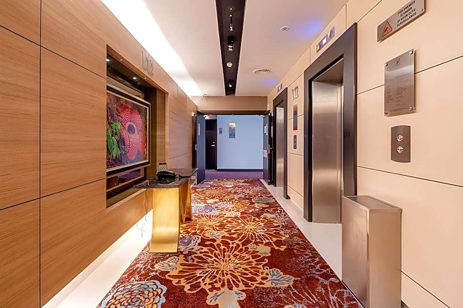 Astana Wing - Riverside Majestic Hotel