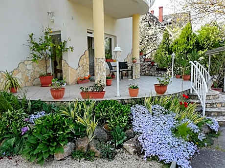 Szilvia apartman