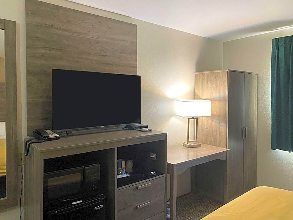 Quality Inn