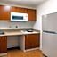 Hometowne Studios Houston - West Oaks/ Energy Corridor