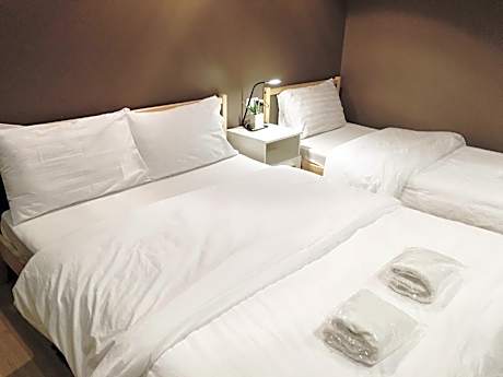 Triple Room - 1 Double + 1 Single