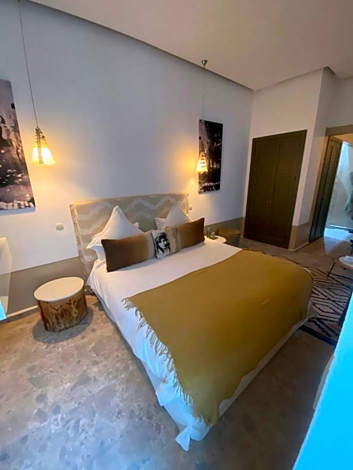 Riad Dar 73