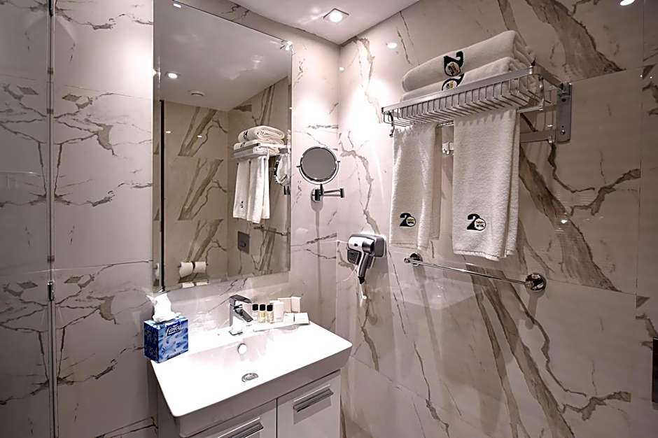 Flower Town Hotel & Spa