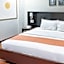 RedDoorz Plus @ Hotel Esse