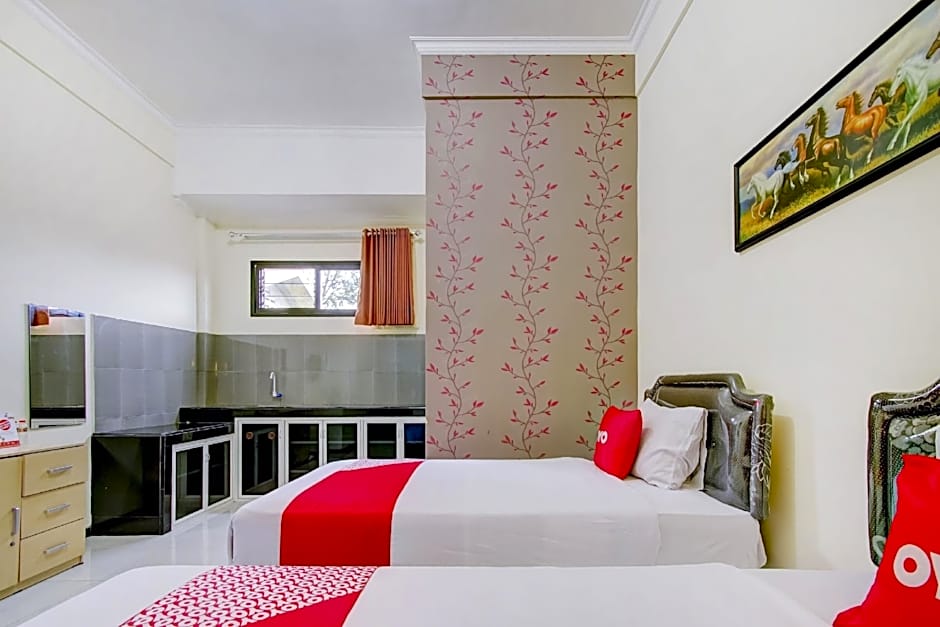 Capital O 90151 Guest House 180