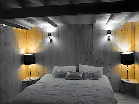 Cabane-Elle fait son cinéma-Salle de bain privée séparée-Vue sur Lac