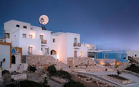 MIKRES CYCLADES DONOUSSA