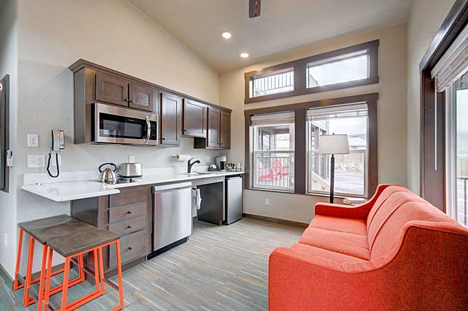 The Ridgeline Hotel at Yellowstone, Ascend Hotel Collection