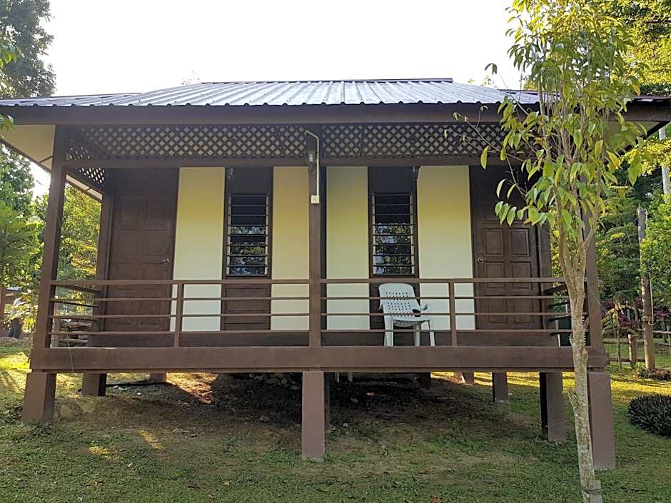 D'Impiana Riverview Chalet # Lenggong
