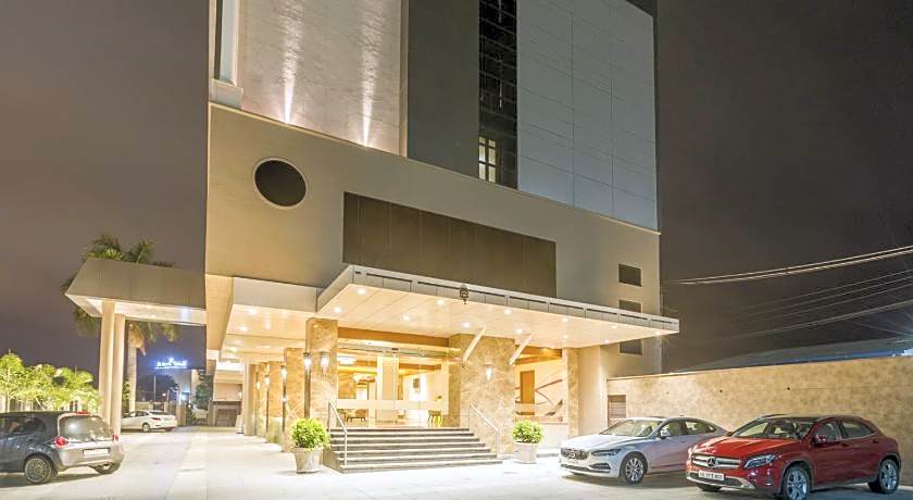 Sai International Hotel