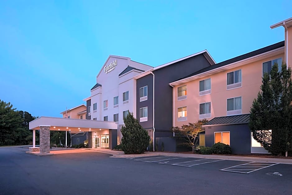 Fairfield Inn & Suites by Marriott South Boston
