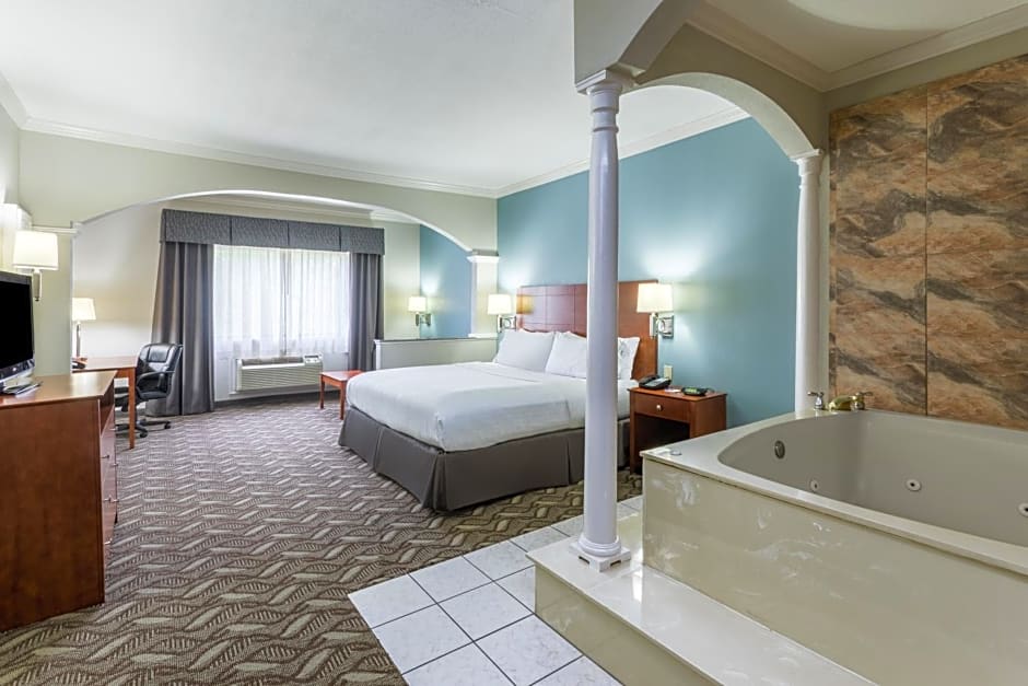 Holiday Inn Express Hotel and Suites Lake Charles, an IHG Hotel