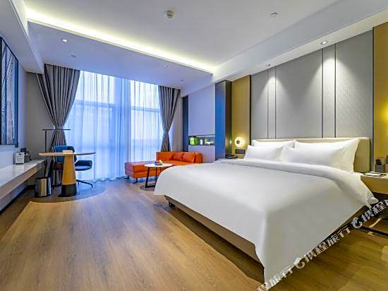 Ningbo Bochen Man Yue Hotel