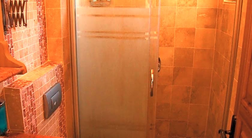 Kemerlihan Deluxe Hotel