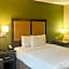 Studio 6 Chantilly VA Washington Dulles Airport