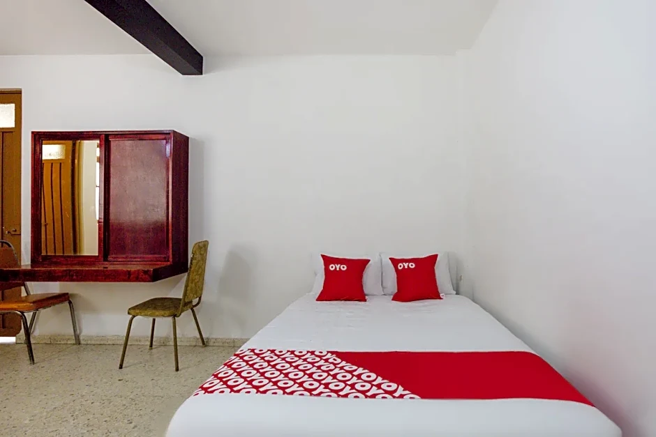 OYO Hotel Emperador
