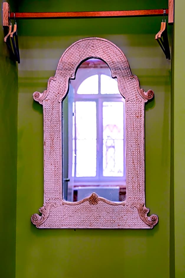 BudapeStayz - Raday Rooms