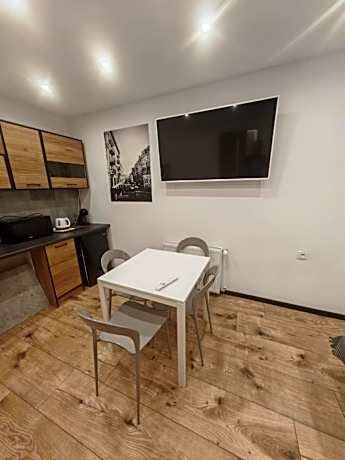One-bedroom Loft Apartment