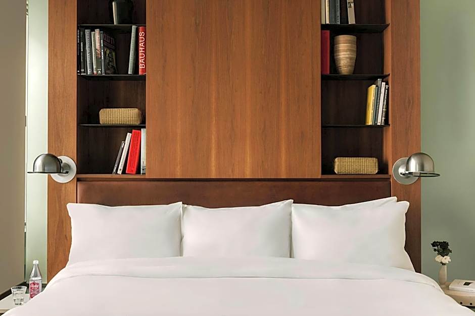 Chambers Hotel Central Park South, Sonder by Marriott Bonvoy