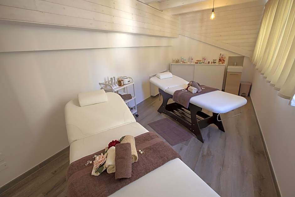 Luxmari hotel and spa