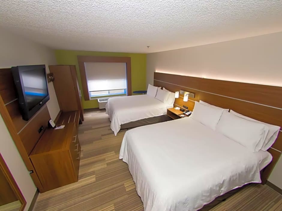 Holiday Inn Express & Suites Statesville