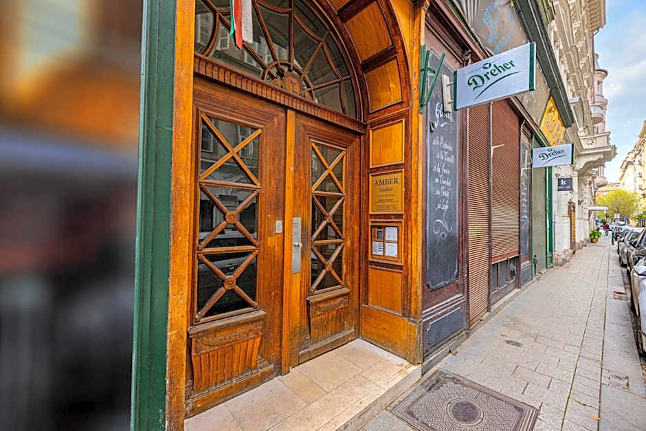 Amber Terrace Studios Downtown