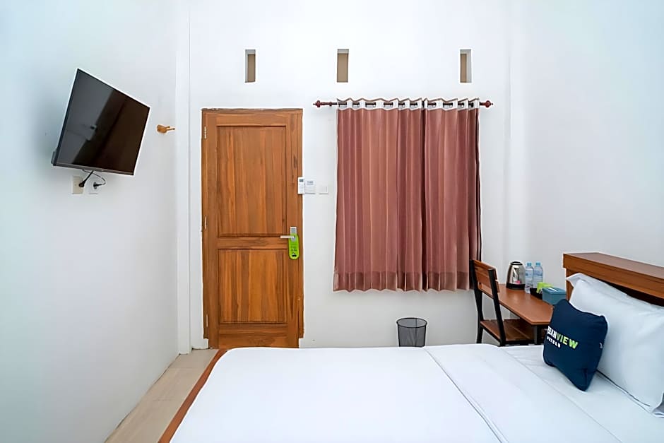 Urbanview Hotel Sky Batu Malang by RedDoorz